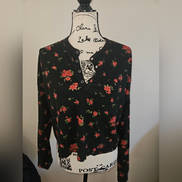 Wild Fable Long Sleeve Floral Print Top Size S - Picture 1 of 11